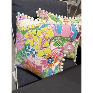 2x LILLY PULITZER Target Indoor Outdoor Pillow Nosey Posey Reversible Print 18"
